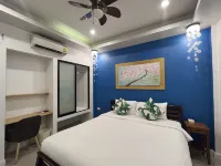 The Snug Airportel