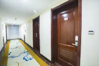Collaboration Taoyuanxuan Holiday Inn Express Century Plaza Branch)