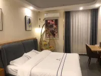 Yunduo Art Hotel (Urumqi High Speed Railway Station Baoneng City ) - جاكوزي