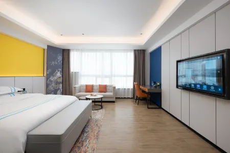 Blue Ocean Intelligent Hotel (Fuling Railway Station Renren Ledu Huicheng Branch)