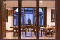 Yahve Academy Hotel
