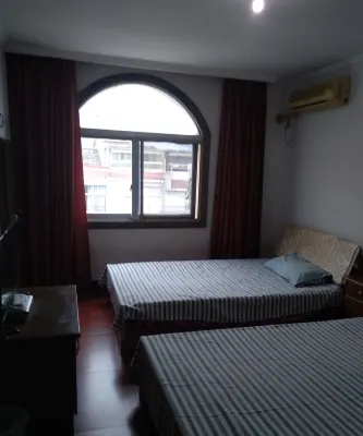 興達旅館（高郵高鐵站店）