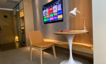 Tuyue Art Hotel(Sunshine 100 Wanda Plaza)