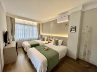 Artist Hotel Hotels near Shapingba