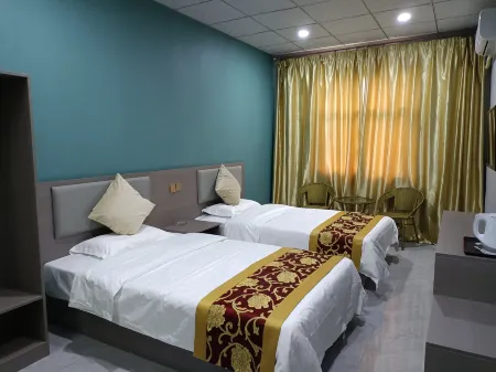 Weinan Sanxian Business Hotel Отели рядом со станцией Weinan Railway Station