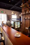 Yi Zhan Suisse Place Serviced Apartment (Beijing Sanyuanqiao Yansha Embassy District) - bars
