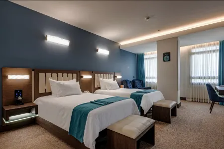 Tehran Royal Hotel