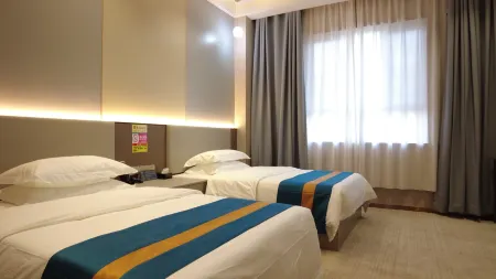 Boya Business Hotel (Alar Times City Plaza Store) Отели в г. Алаэр