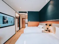 Xingyi Hotel (Beijing Temple of Heaven Dongmen Subway Station)