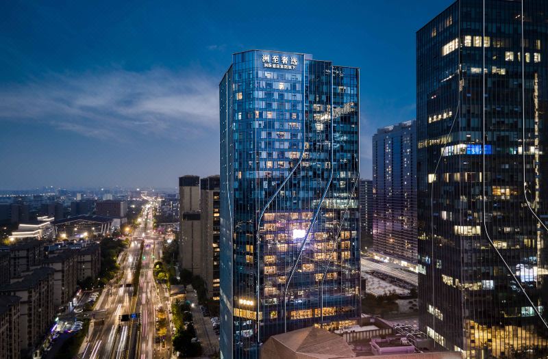 Vignette Collection Hangzhou Huaxia Center Hotel by IHG