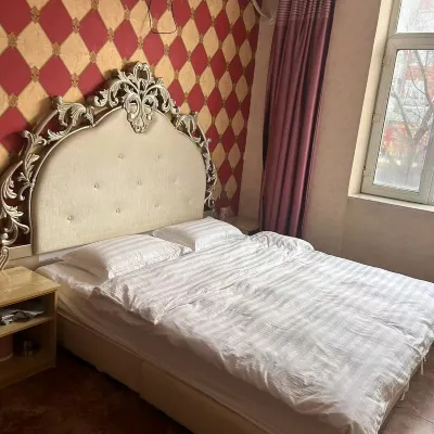 Juhong Hotel Hotel dekat Hong'an Park