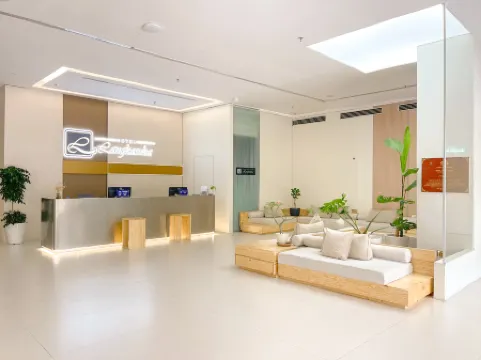 Hotel Langkasuka Langkawi Отели рядом с достопримечательностью «Блэк- Сэнд- Бич»