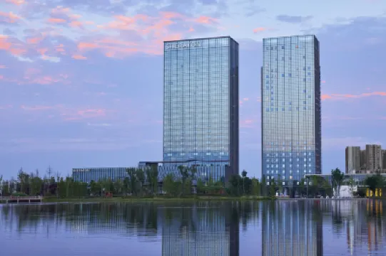 Sheraton Chengdu Pidu Hotel berhampiran Pixian West Railway Station