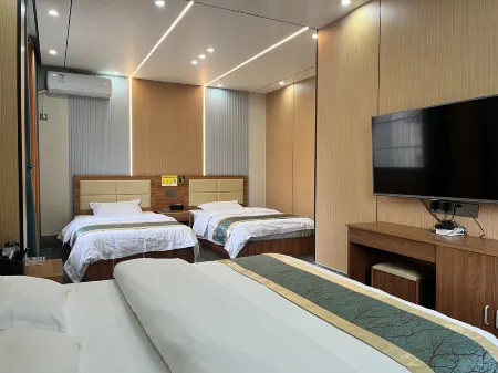 Wenxin Business Hotel (Minhou Nanyu Town) Отели рядом с достопримечательностью «Qishan Wanfo Temple»