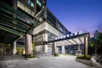 Novotel Shanghai Atlantis Отели в г. Шанхай