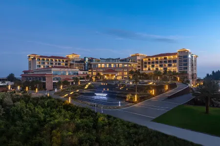 Days Hotel By Wyndham Fangchenggang Bailang Beach