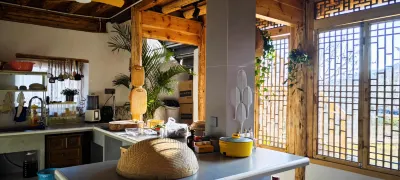 Shaxi Jishu Homestay