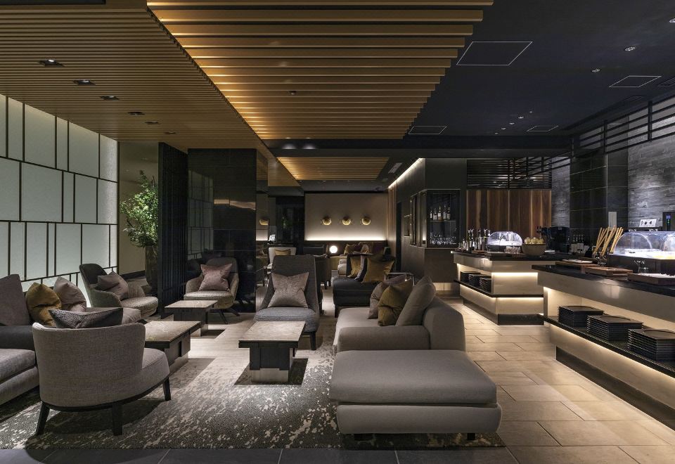 하코네 고라 가라쿠의 훌륭한 조식 서비스