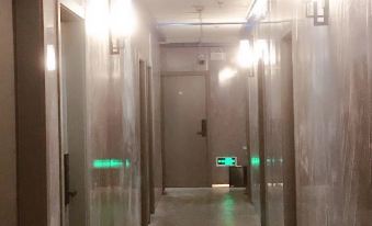 Pod Inn Shanghai Anting Subway Station