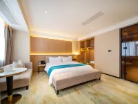 Jiujiang Jiulong Yunjing Hotel at 98 Flood Control Memorial Square, Balihu New District Hotel a Jiujiang
