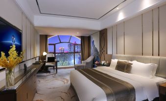 Home Inn Four Seasons Hotel (Huizhou Boluo Shiwan Yanjiang Road)