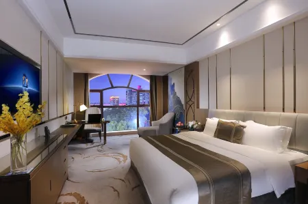 Homeinn Yunshang Siji Hotel (Huizhou Boluo Shiwan Yanjiang Road)
