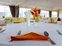 SB Living Place Hotel Phuket Town Hotels near Rang Hill