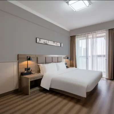 boyue Hotel (Cixi Hangzhou Bay Century City) Hotels near Ningbo Fantawild Bear Outbreak Grand Stage