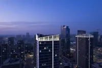 Atour Hotel Jinan Vientiane City Central Business District Отели рядом с достопримечательностью «Шаньдунский профессиональный колледж (Западный Кампанский)»