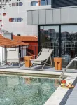 Vincci Bonjardim - Rooftop Pools