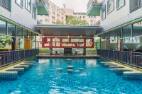 Elite Suites Patong - バー