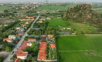 Scenic Mountain Ecolodge Ninh Binh