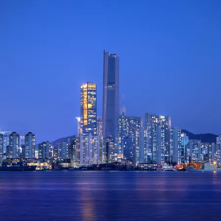 XiHe Hotel (Dalian Railway Station Zhongshan Plaza Store)