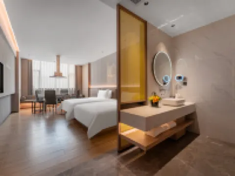 Lakeside Hotel 湖畔酒店（東莞南城街道UCC寰宇匯金中心店） 鄰近格地的酒店