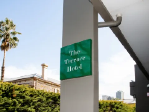 โรงแรมเทอร์เรซ แอดิเลด โรงแรมในแอดิเลด