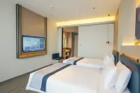 Home Inn Hotel (Pizhou Qingnian East Road Hongda Fortune Center)