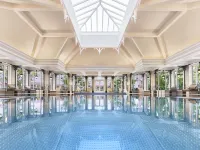 Disneyland Hotel Hotels in Chessy