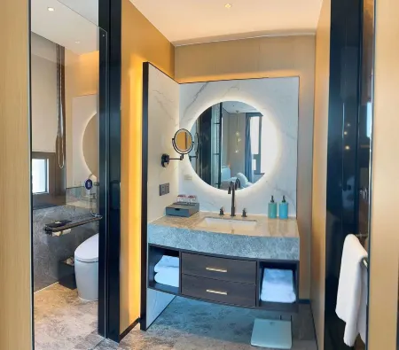 Novotel Tianjin Drum Tower (Opening May 2021) Отели рядом с достопримечательностью «Commander Zhang's Mansion»