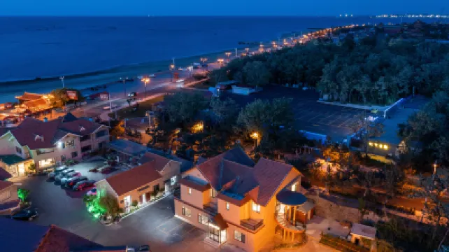 Floral Hotel· Penglai Bay Parent Child Hotel 八仙渡海口風景区周辺のホテル