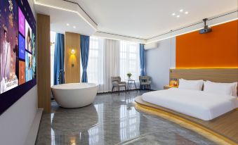 Lanfeng Hotel