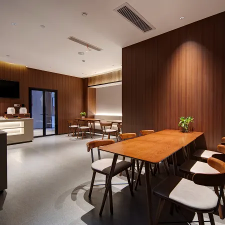 Shankee Coffee Style Hotel (Lüliang Liulin Xuejiawan Road Beidajiekou)
