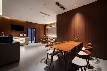 Shankee Coffee Style Hotel (Lüliang Liulin Xuejiawan Road Beidajiekou) Отели рядом с достопримечательностью «Taiyuan University of Technology Liulin Branch»