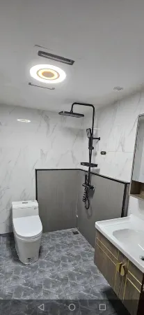 Basuran Wulanfeng Lake View Hotel Отели рядом с достопримечательностью «Ranwu Lake International Self-Driving Campground»