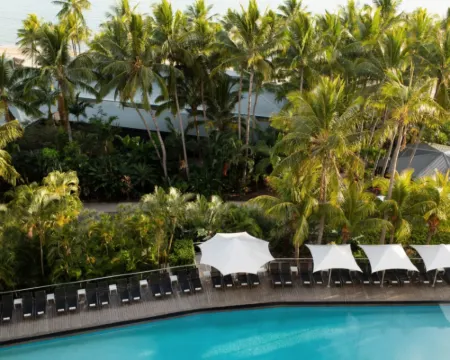 Reef View Hotel Hotels in Hamilton Island