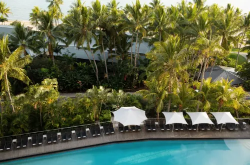 Reef View Hotel Hotels in Hamilton Island
