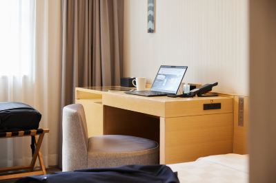 スタンダード ダブルルーム 神戸元町 東急 REI ホテルの写真