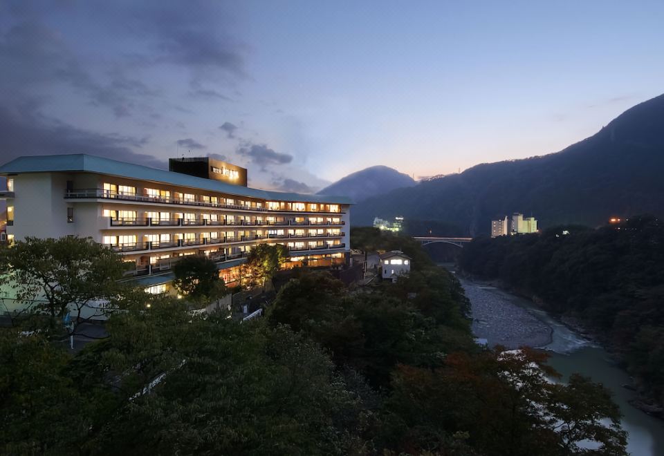 hotel overview picture