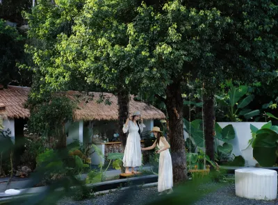 Anji Su'in Designer Private Soup Hot Spring Beauty Stay Hotel dekat Wu Changshuo Former Residence