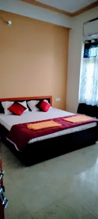 Rama Kutumb Homestay Отели в г. Айодхья