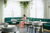 Beihai J Hotel (Beihai Silver Beach)